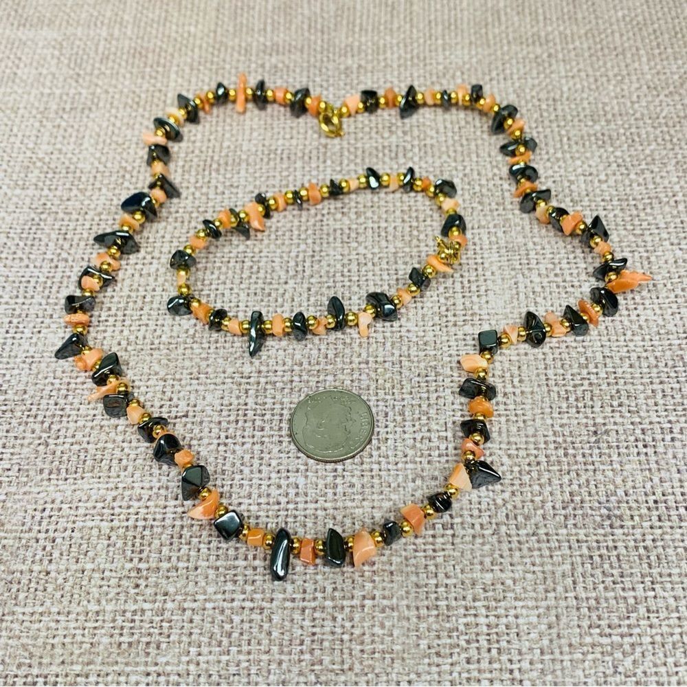 VTG Coral and Hematite Necklace Bracelet Set‎